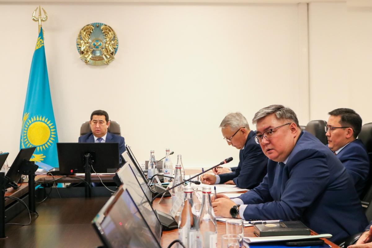 A meeting of the department’s board chaired by the Minister of Agriculture of the Republic of Kazakhstan Aidarbek Saparov was held in Astana
