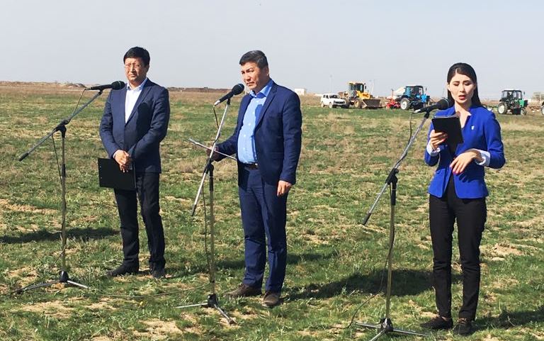 5 апреля прошел выездной брифинг в ЮКО на тему "Начало посевной кампании на юге Казахстана"
