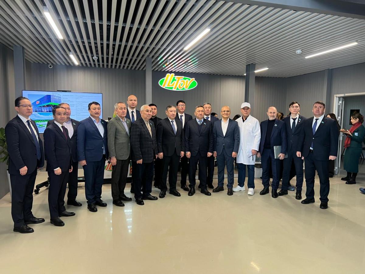 Айдын Доскараев принял участие в выездном заседании аграрного комитета