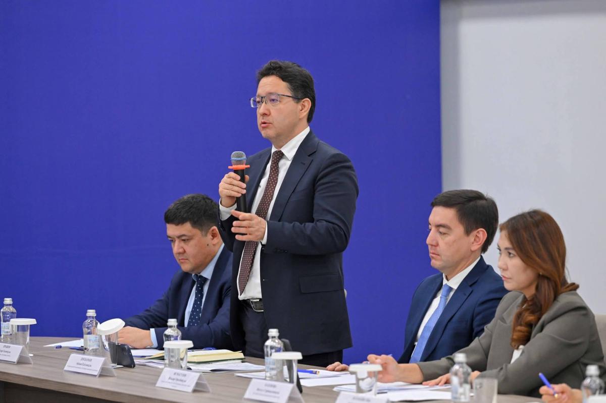 Абай облысында ауыл шаруашылығы тауарын өндірушілермен кездесу